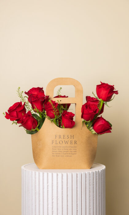 Romantic Bloom Bag Valentine’s Day flowers perfect for gifting in UAE