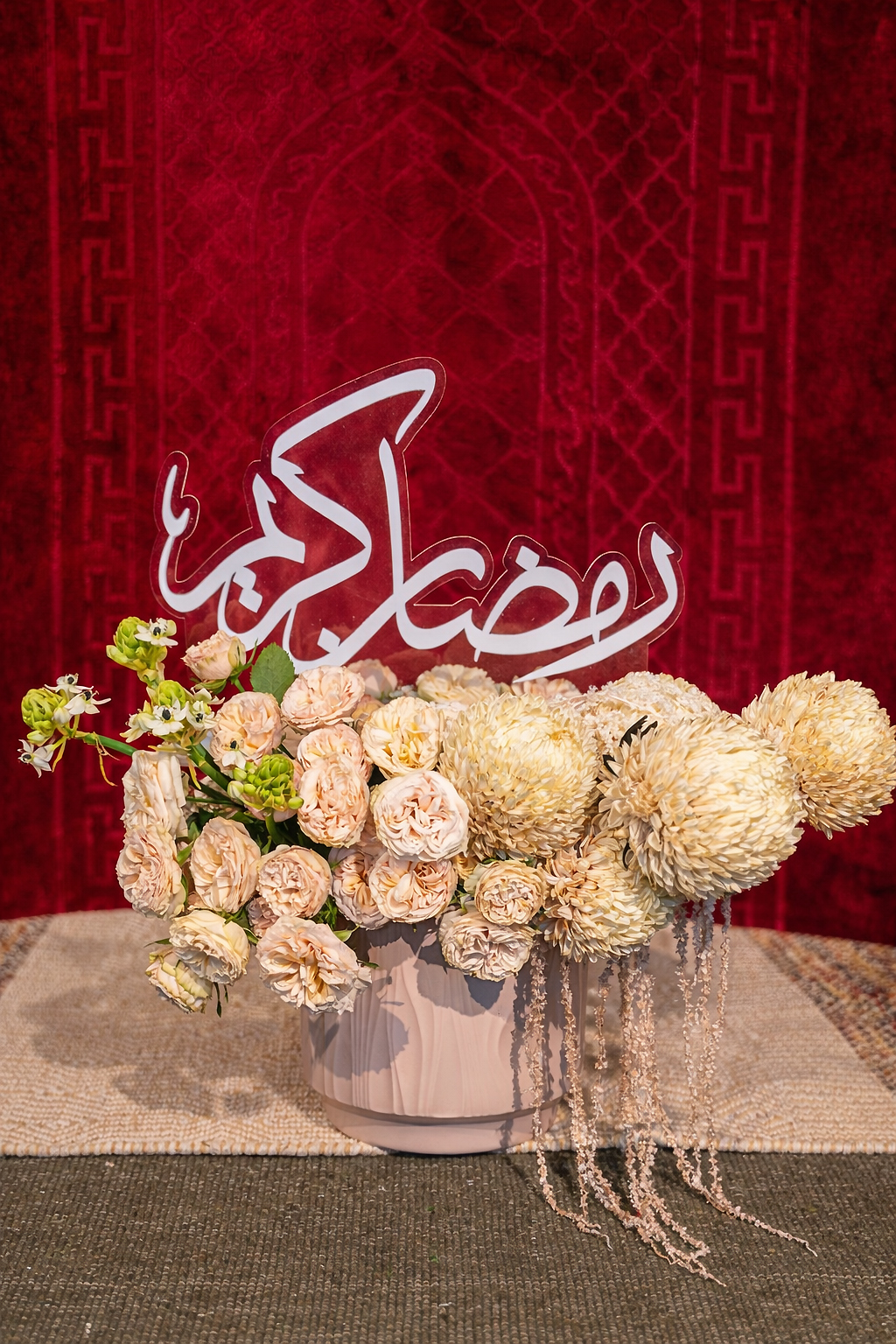 Ivory Dua Bloom Arrangement