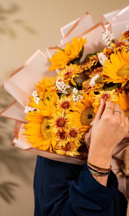 Golden Sunburst Bouquet